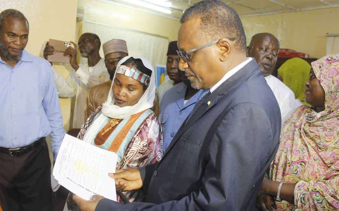 Visite inopinée du ministre de l&rsquo;éducation nationale a la direction nationale des examens et du concours