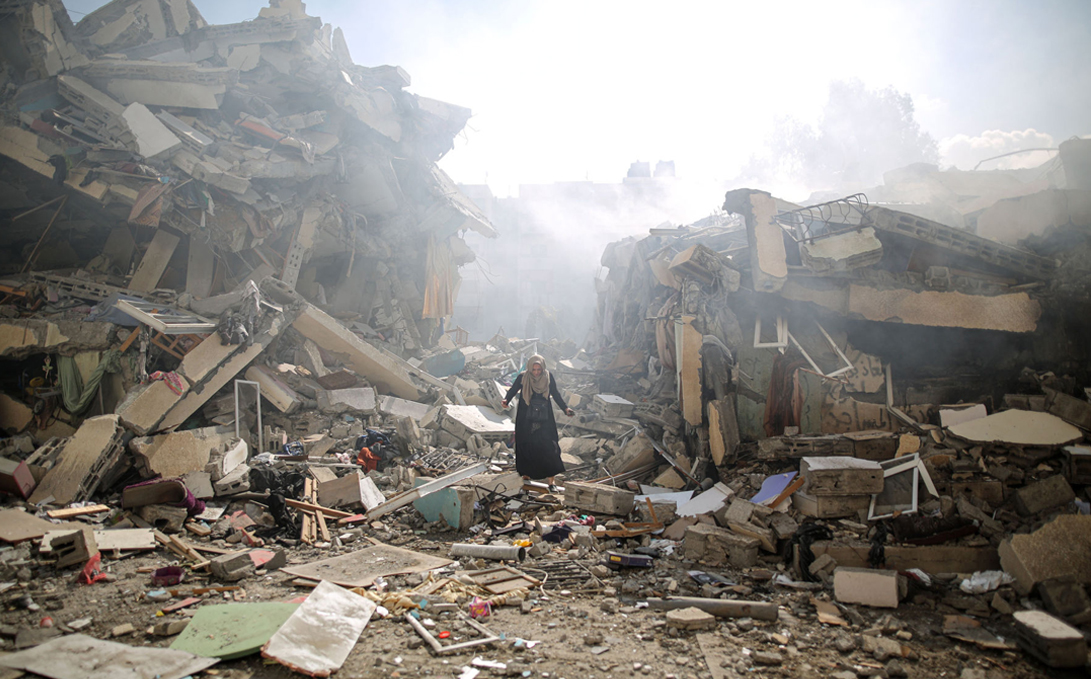 Guerre à Gaza : Israël intensifie son offensive, la Défense civile annonce 44 morts dans des bombardements