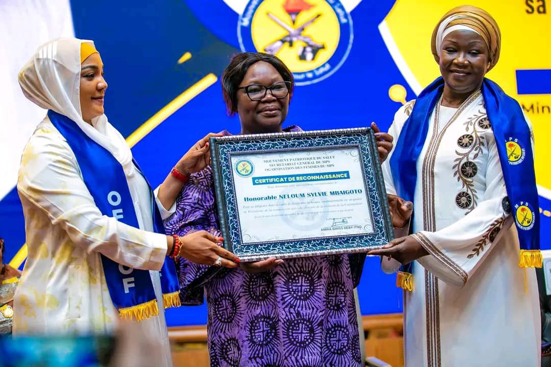 Promulgation de la Constitution : les femmes du MPS rendent hommage au Maréchal Mahamat Idriss Deby Itno