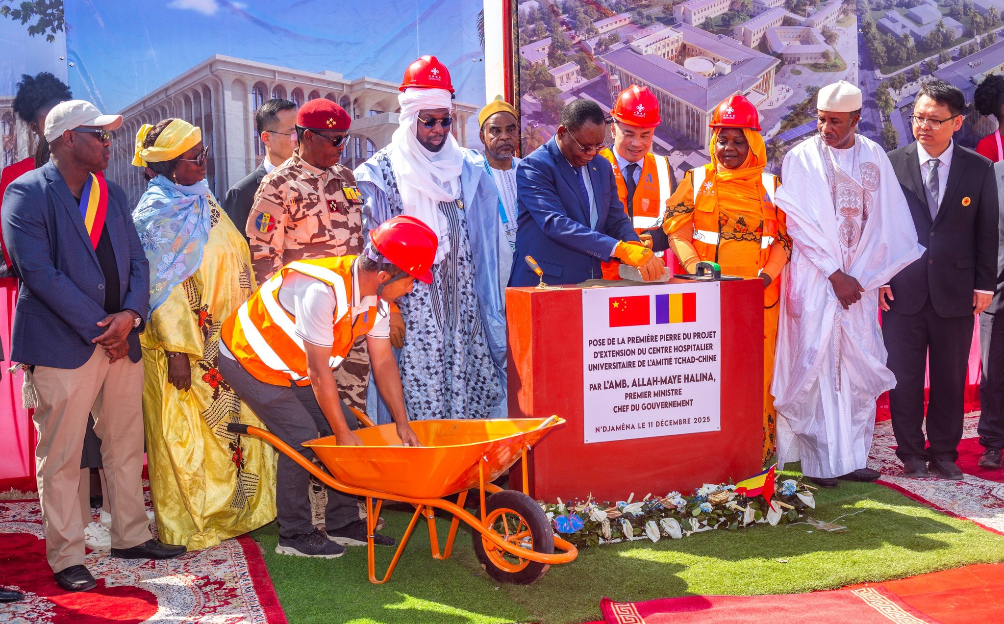 Tchad : Le Premier ministre pose la première pierre pour l&rsquo;extension du Centre hospitalier universitaire de l&rsquo;Amitié Tchad-Chine