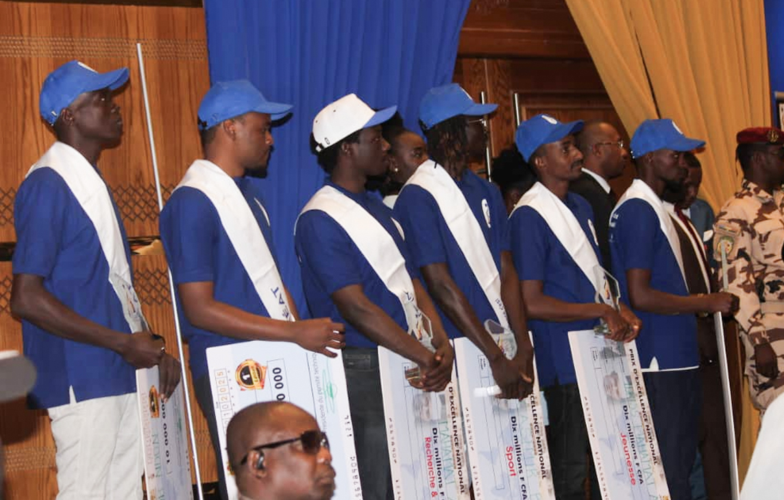 Première édition du Prix d’excellence national : six jeunes primés