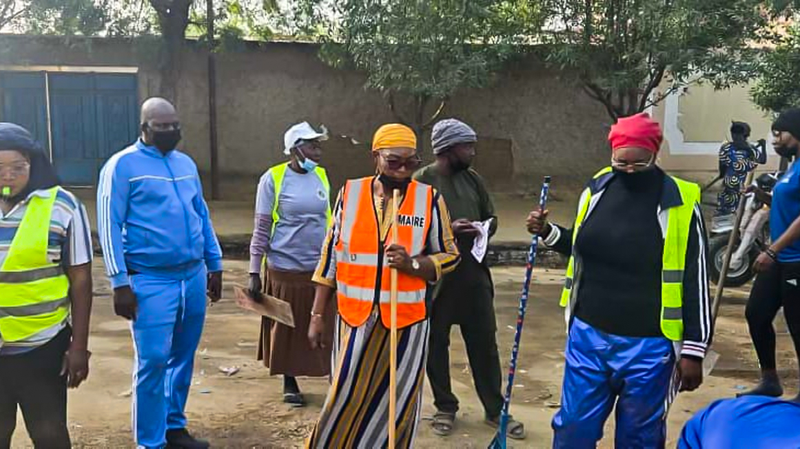La commune du 6ᵉ arrondissement lance l’opération « commune propre, population responsable »